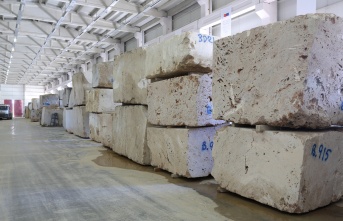 Bayburt'ta işlenen taş 4 kıtaya ihraç ediliyor