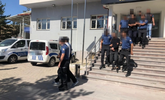 Bayburt'ta uyuşturucu operasyonu: 3 kişi tutuklandı