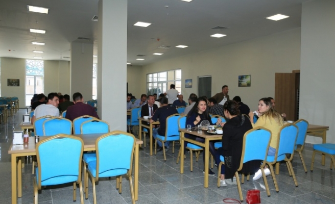 Bayburt Üniversitesi'nde bin 500 kişilik yemek hane işe başladı