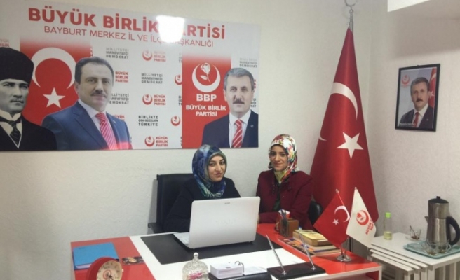 Bayburt'ta Esra Özkaya BBP Kadın Kolları Başkanlığına atandı
