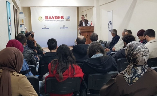 Prof. Bayramoğlu'dan BAYDER'de ‘yoksulluk’ sunumu