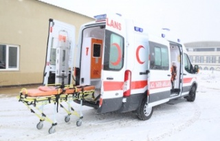 Sağlık öğrencileri ambulansla pratik eğitim alacak