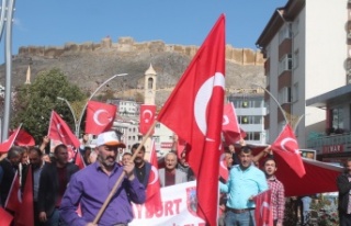 Bayburt'ta Mehmetçik'e destek yürüyüşü