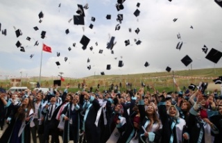 Bayburt Üniversitesinde Diploma Tesliminde Yeni Dönem