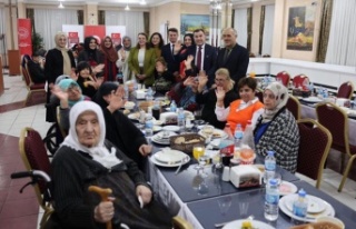 Bayburt'ta 'Yaşlılar Haftası' iftarla...